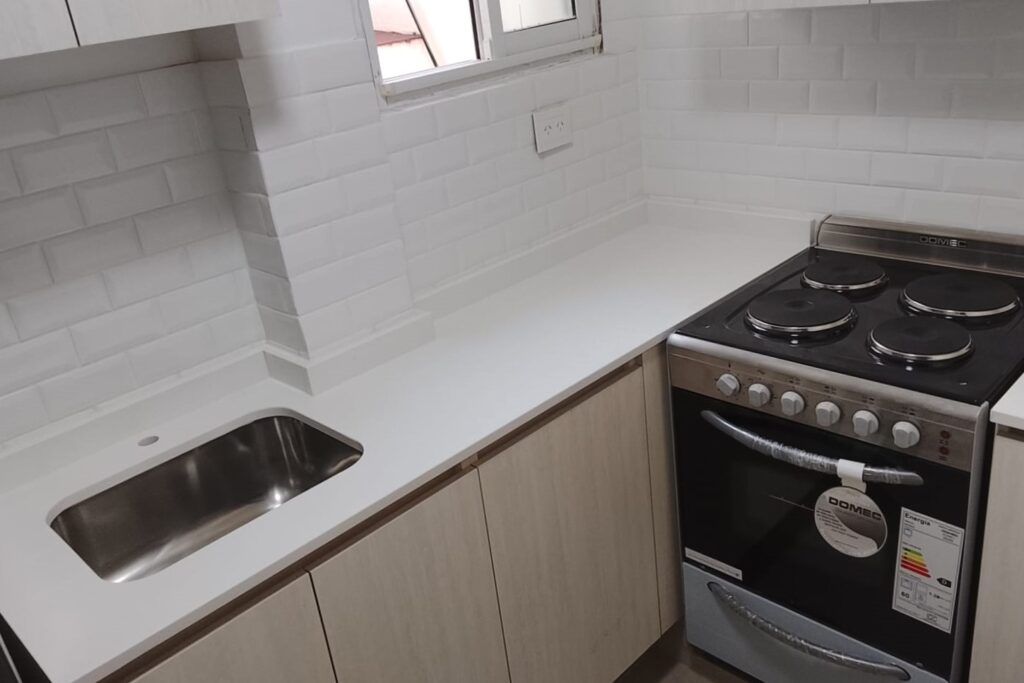 Mesada Purastone Blanco Cana